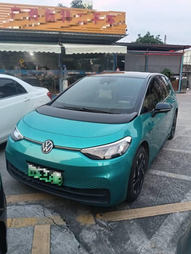 Volkswagen ID. 3 2022 Active Pure Pure Smart Edition - View 1