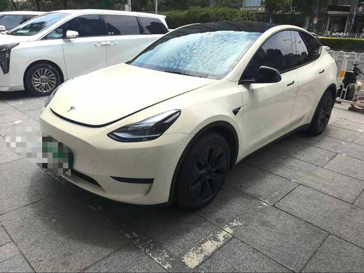 2024 Model Y Rear-Wheel Drive Edition - View 1