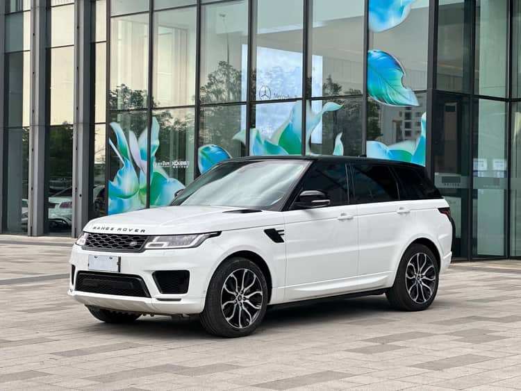 Range Rover Sport 2022 3.0 L6 Black Edition - View 1