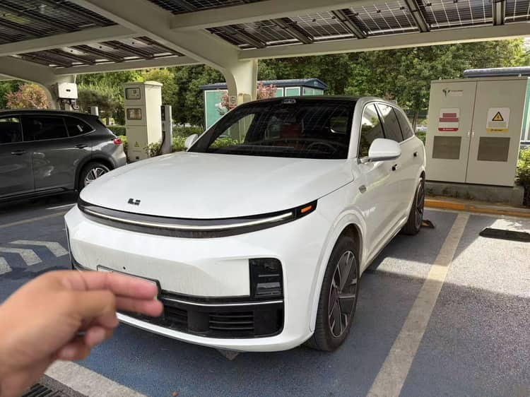 Li 2025 L7 Max Intelligent Refreshed Version Automatic Transmission - View 1
