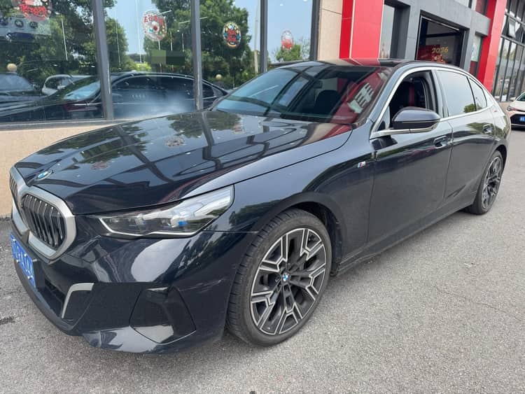 BMW 5 Series 2024 530Li 48V 2.0T Luxury Model M Sport Package Automatic - View 1