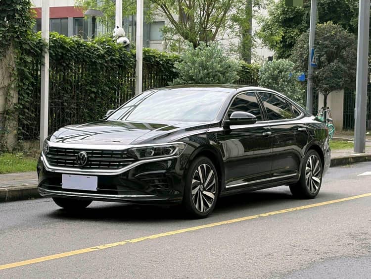 Volkswagen 2024 Passat 2.0TSI 380TSI Longyao Edition Automatic Gear - View 1