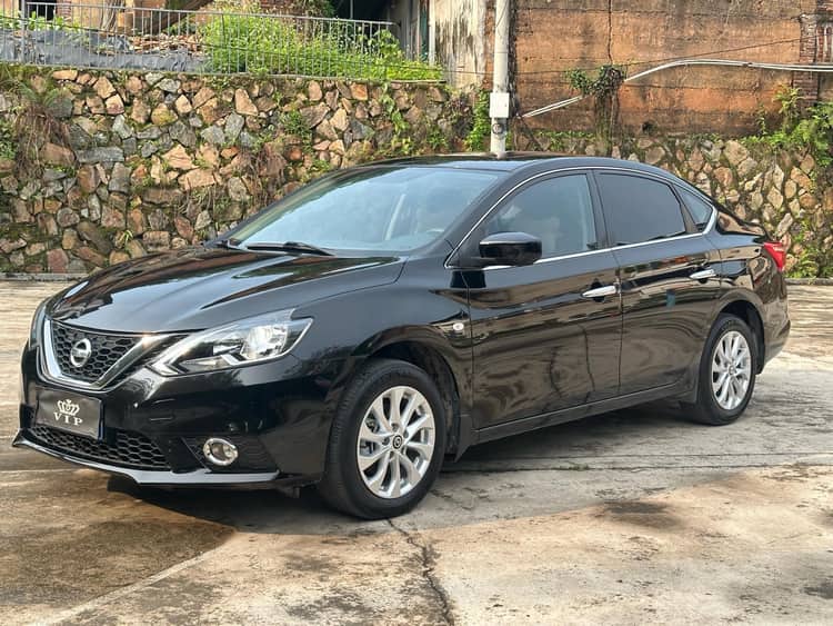 Sylphy 2021 Classic 1.6XL CVT Deluxe Edition - View 1