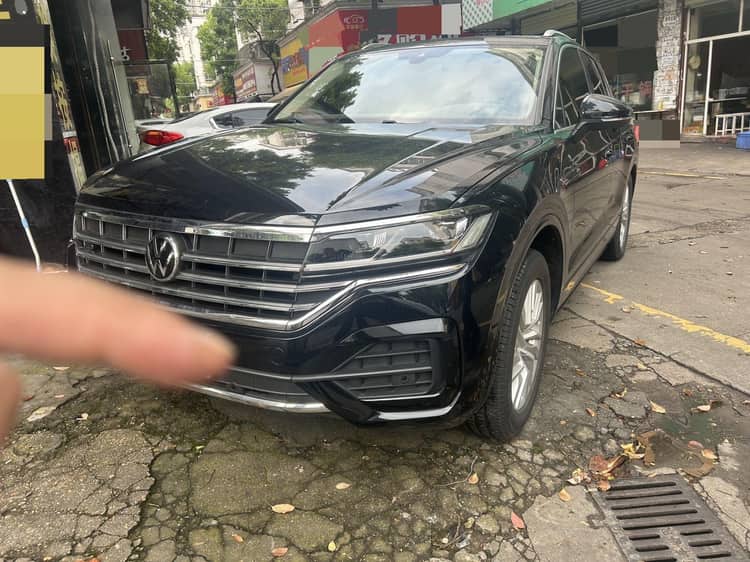 Volkswagen Touareg (Imported) 2023 Touareg 2.0TSI Sharp Edition Automatic Gear - View 1