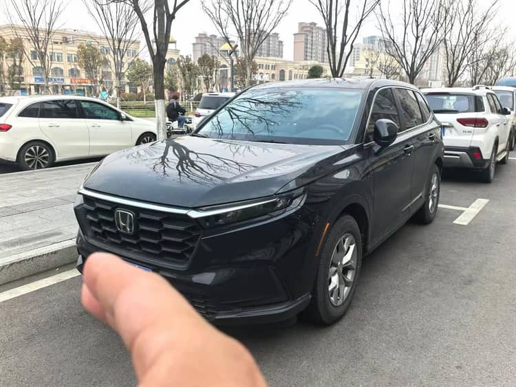 本田CR-V 2023款 240TURBO 两驱锋尚7座版 - View 1
