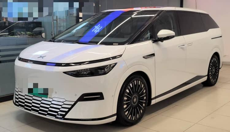 Xpeng 2025X9 650 long endurance Max automatic gear - View 1