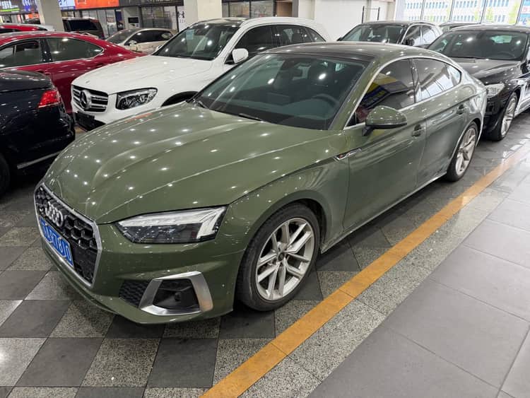 奥迪 A5(进口) 2022款 A5 Sportback 2.0TFSI 40TFSI 时尚动感型 自动挡 - View 1