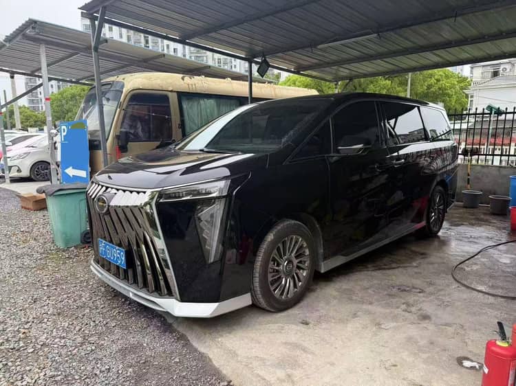 GAC Trumpchi 2023 M8 2.0T 400T Grandmaster Series Flagship Automatic - View 1