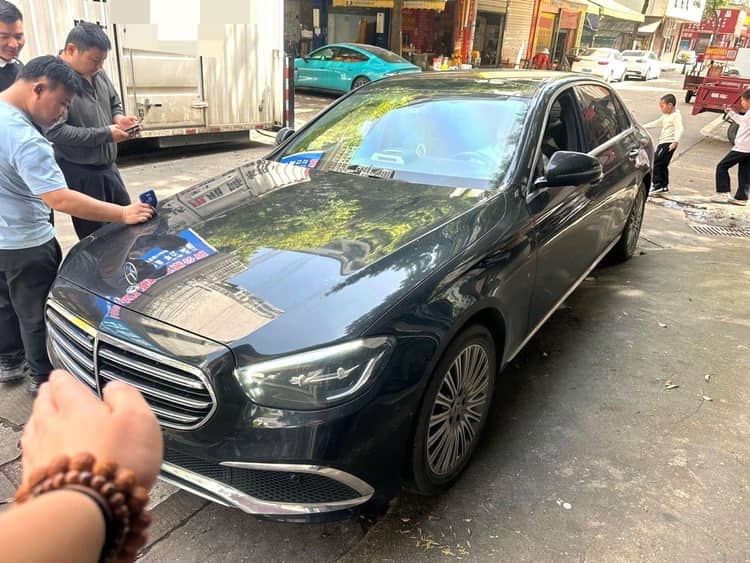 Mercedes Benz E-Class 2021 E 300 L Fashion - View 1