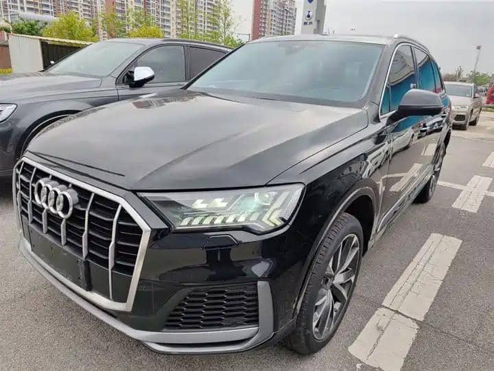 Audi Q7 2023 55 TFSI quattro S line Sport - View 1