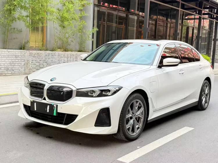 BMW 2024 i3 eDrive 35 L Automatic - View 1