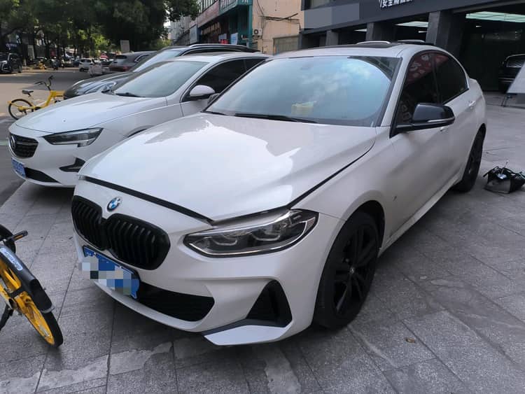 BMW 1 Series 2022 125i M Sports Obsidian Night Edition - View 1