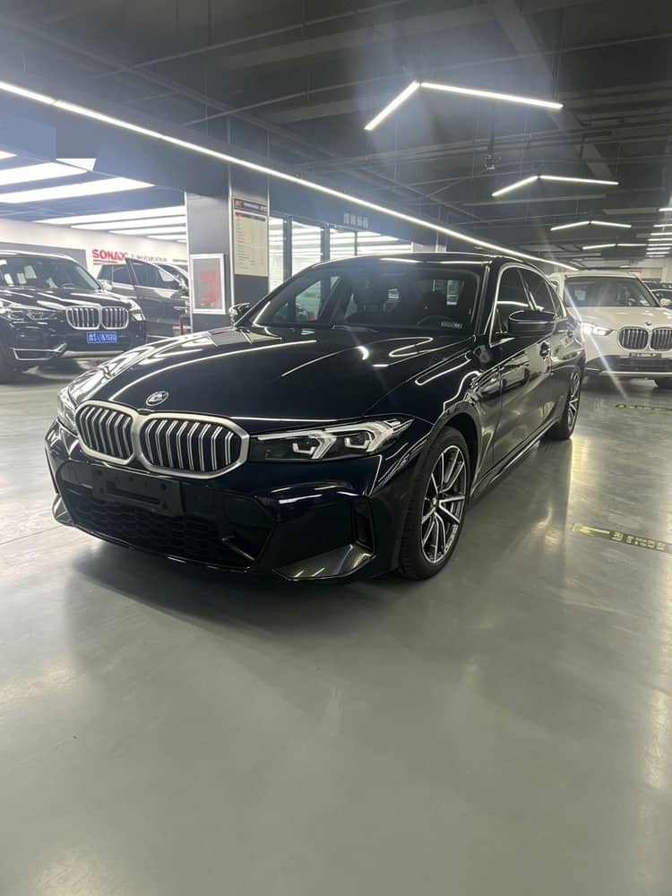 BMW 3 Series 2023 320Li M Sports Suit - View 1