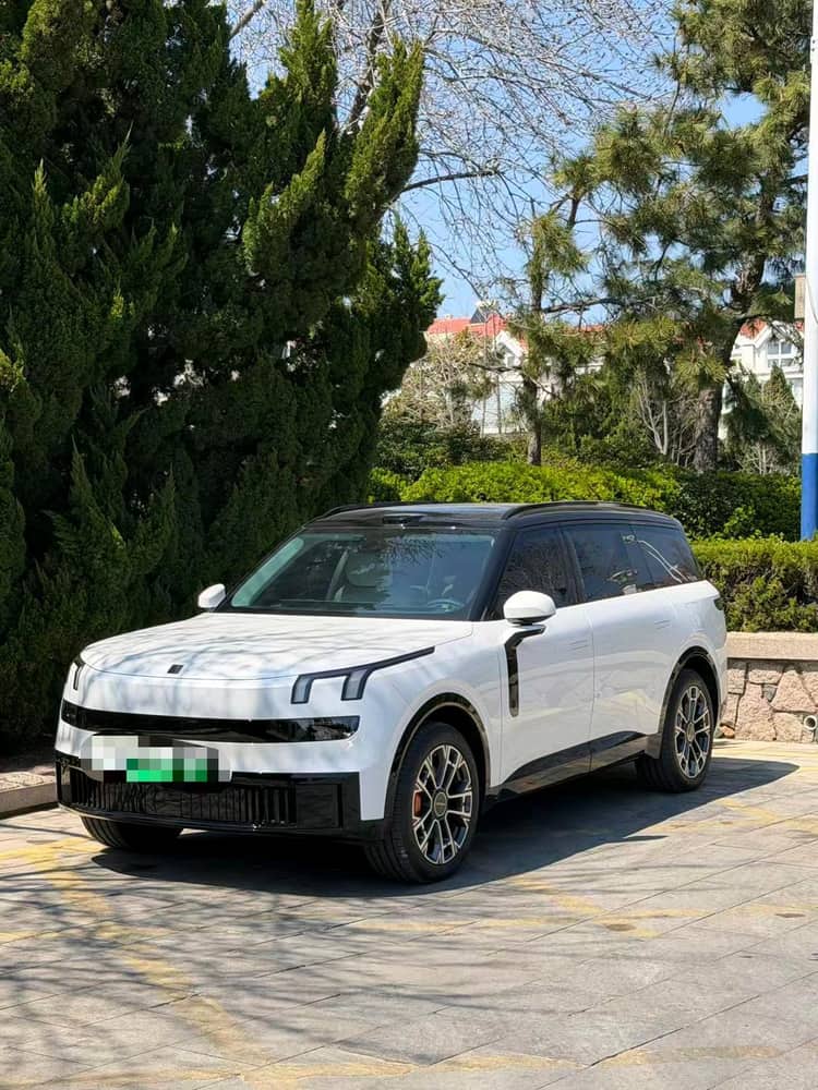 LYNK&amp;CO 2025 LYNK&amp;CO 900 2.0T Ultra Automatic - View 1