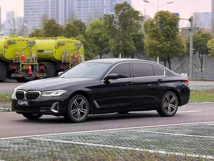 BMW 5 Series 2022 530Li 2.0T Luxury Package (Refreshed) Automatic - View 1