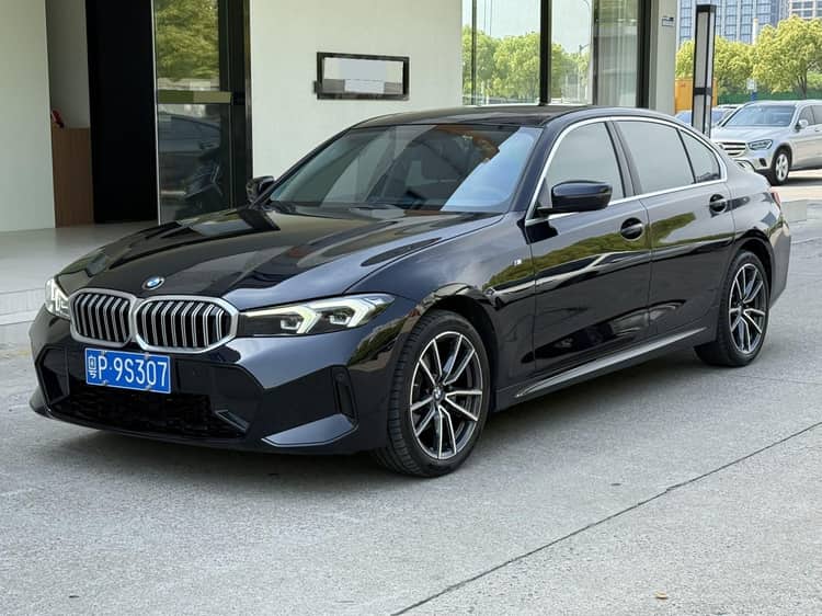 BMW 3 Series 2023 320Li M Sports Suit - View 1