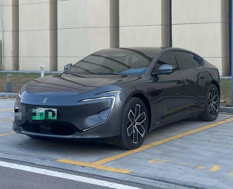 Avatr 2025 Model Avatr 12 Max Range-Extended Version Automatic - View 1