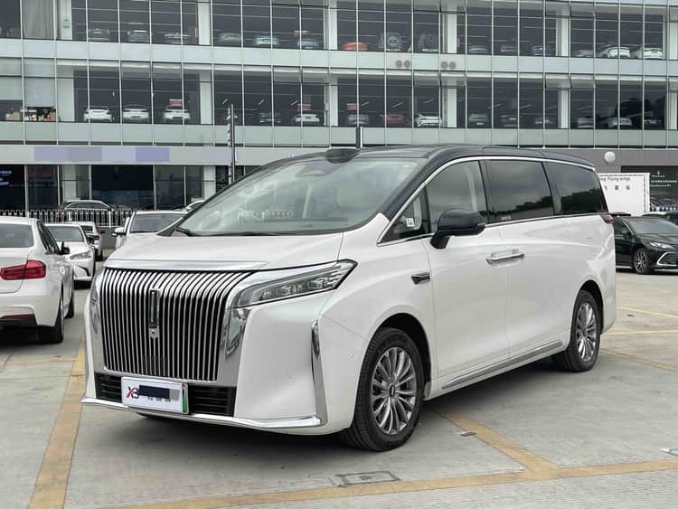 WEY 2025 high mountain 8 Hi4 1.5T four-wheel drive version automatic gear - View 1