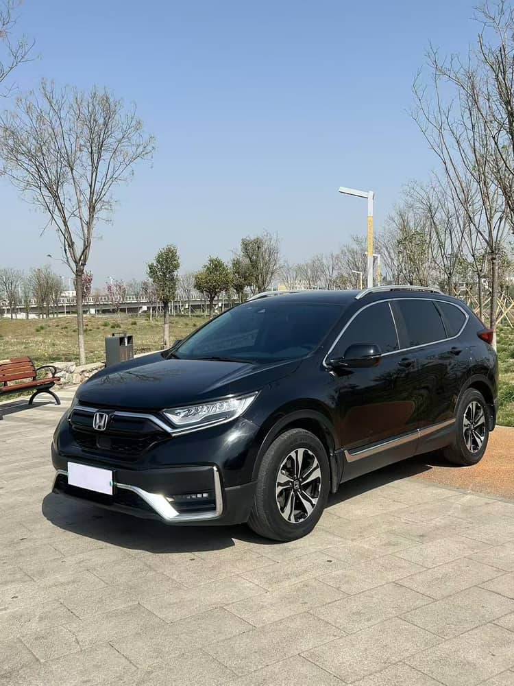 Honda CR-V 2021 240TURBO CVT Two-Drive Fashion Edition - View 1