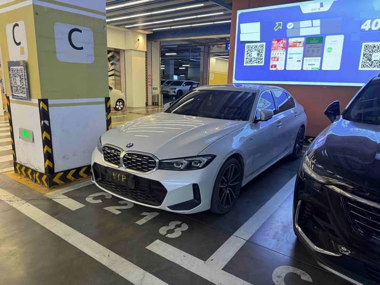 BMW 3 Series 2024 Model 325Li 2.0T M Sport Package Automatic - View 1