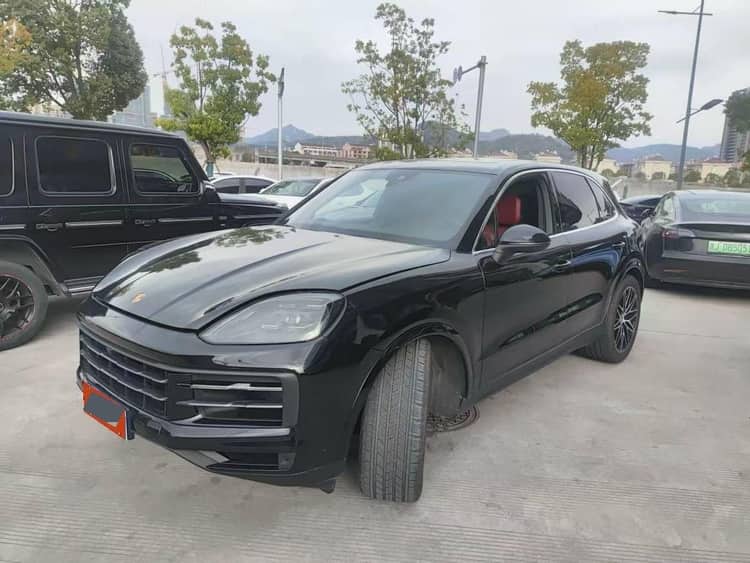 Porsche Cayenne (Imported) 2025 Model Cayenne 3.0T Dream-Chasing Edition Automatic - View 1