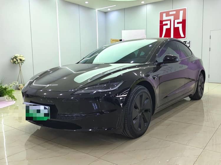 Model 3 2023 Rear-Wheel Drive Edition - View 1