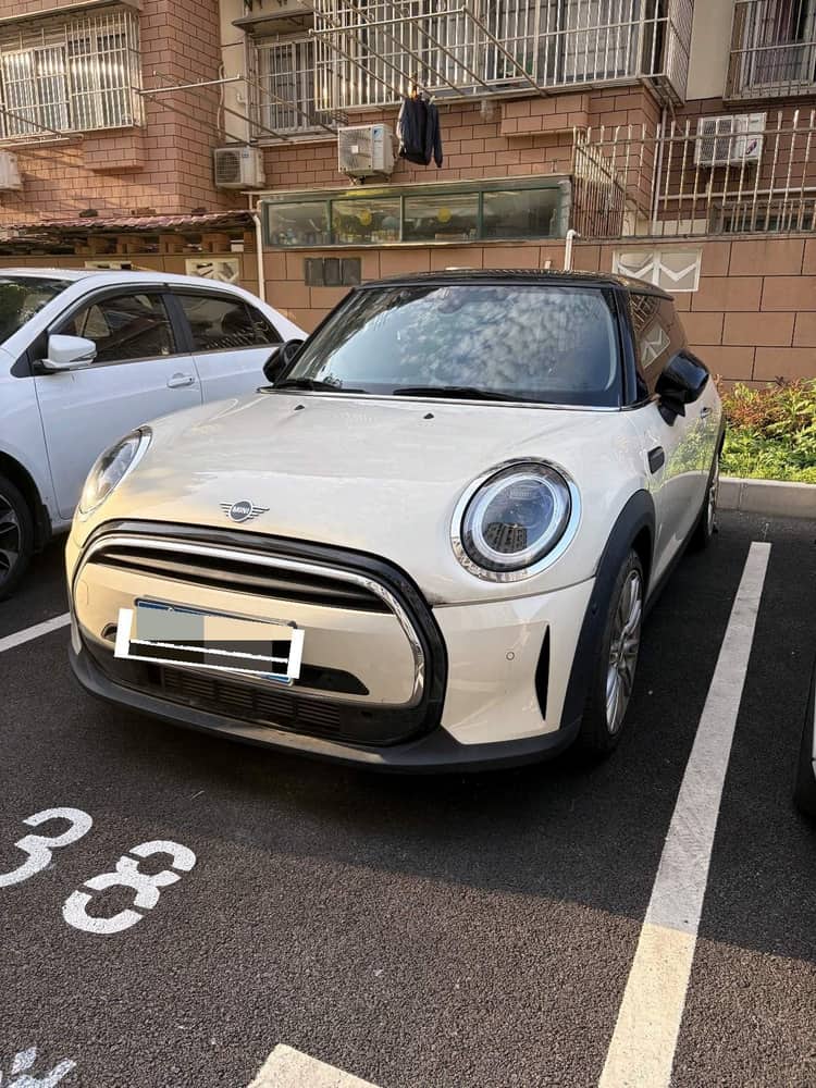 MINI 2022款 1.5T COOPER 经典派 - View 1