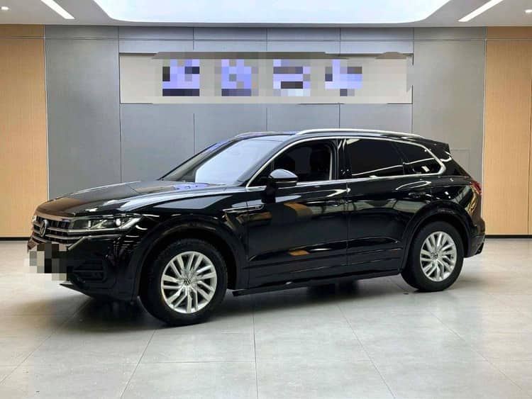 Volkswagen Touareg (Imported) 2023 Touareg 2.0TSI Sharp Edition Automatic Gear - View 1