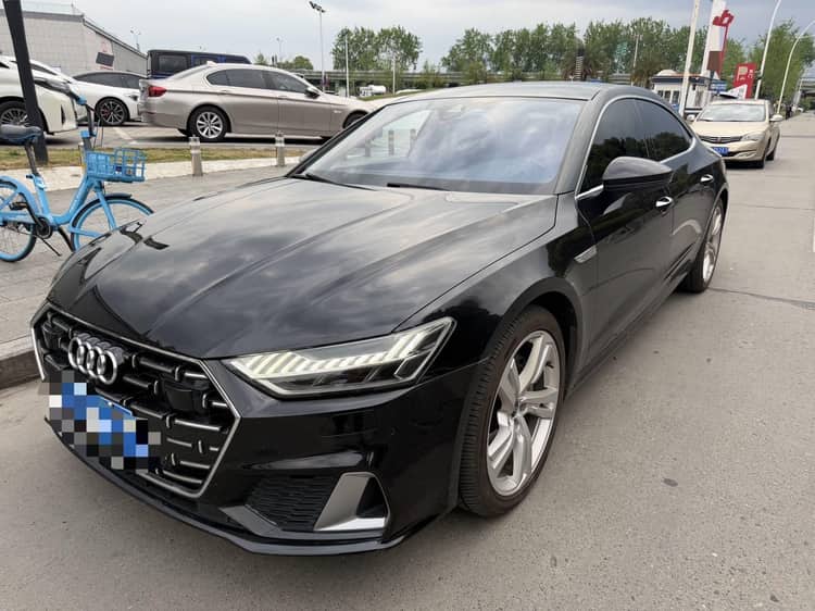 奥迪 2022款 A7L 2.0TFSI 45TFSI S-line 筑梦未来版 自动挡 - View 1