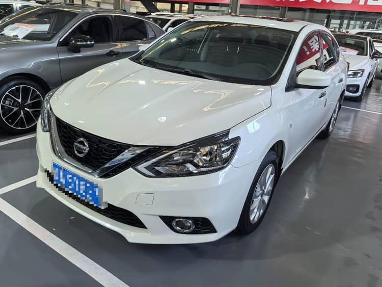 Sylphy 2022 Classic 1.6XL CVT Deluxe Edition - View 1
