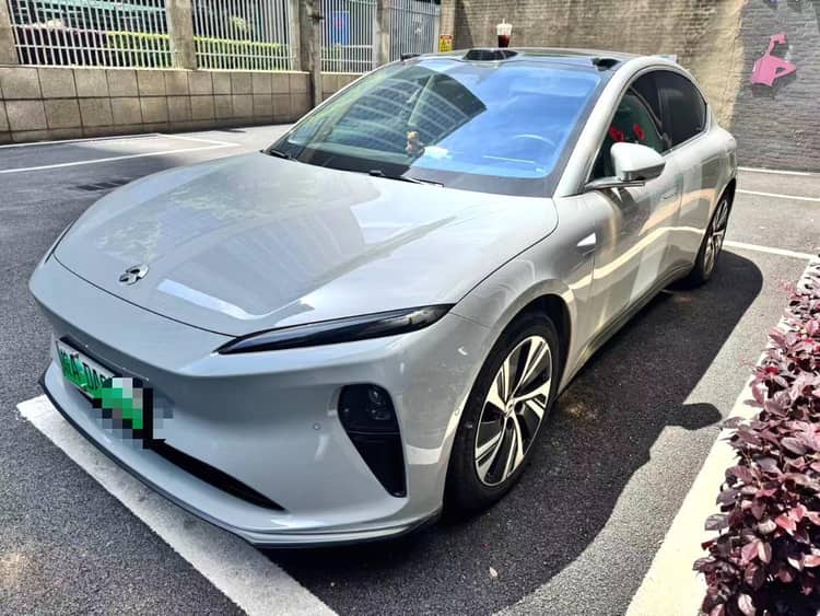 NIO ET5 2022 section 75kWh - View 1
