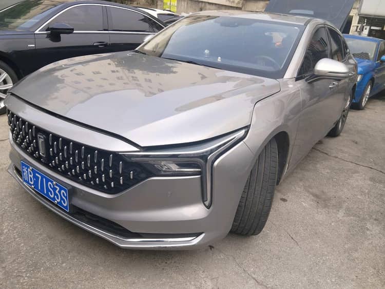 Bestune 2023 B70 1.5T enjoy automatic gear - View 1