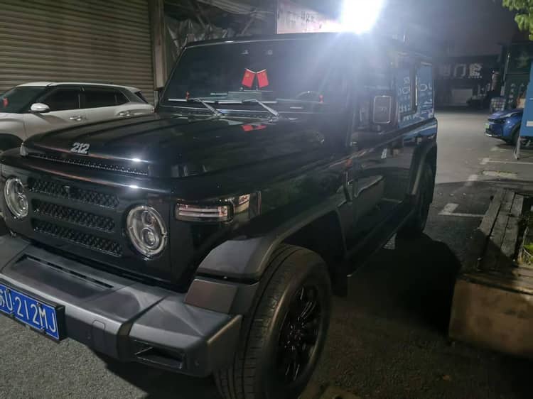 212 2024 T01 2.0T Explorer Automatic - View 1