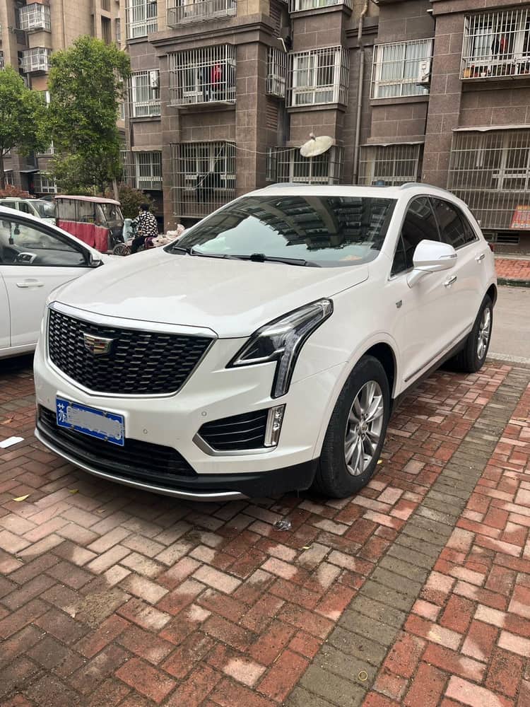 Cadillac XT5 2021 2.0T Two-Drive Luxury Model - View 1