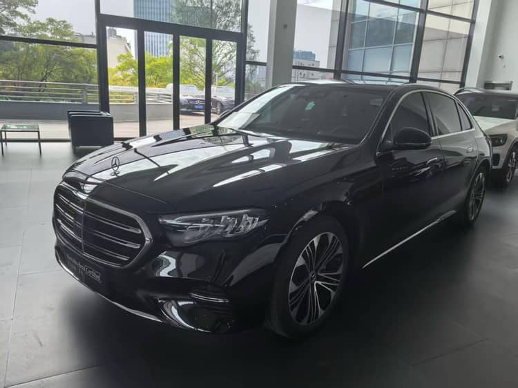 Mercedes Benz E Class 2026 E 300 L 48V 2.0T Luxury Automatic Gear - View 1