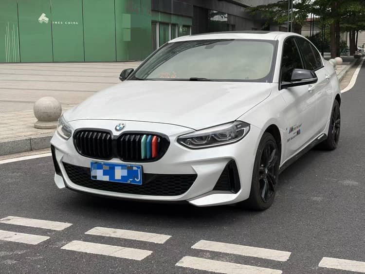 BMW 1 Series 2021 125i M Sports Obsidian Night Edition - View 1