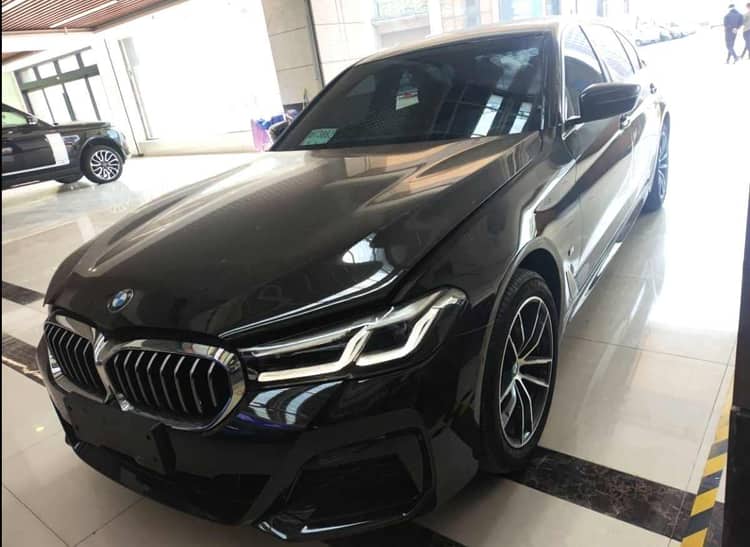 BMW 5 Series 2022 Change 525Li M Sports Suit - View 1