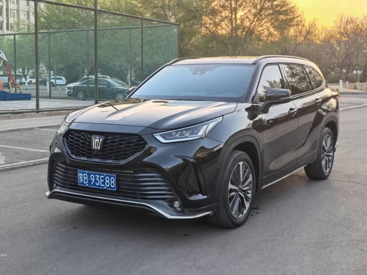 Toyota 2024 Crown Landfang HEV 2.5 CVT 4WD Prestige Automatic - View 1