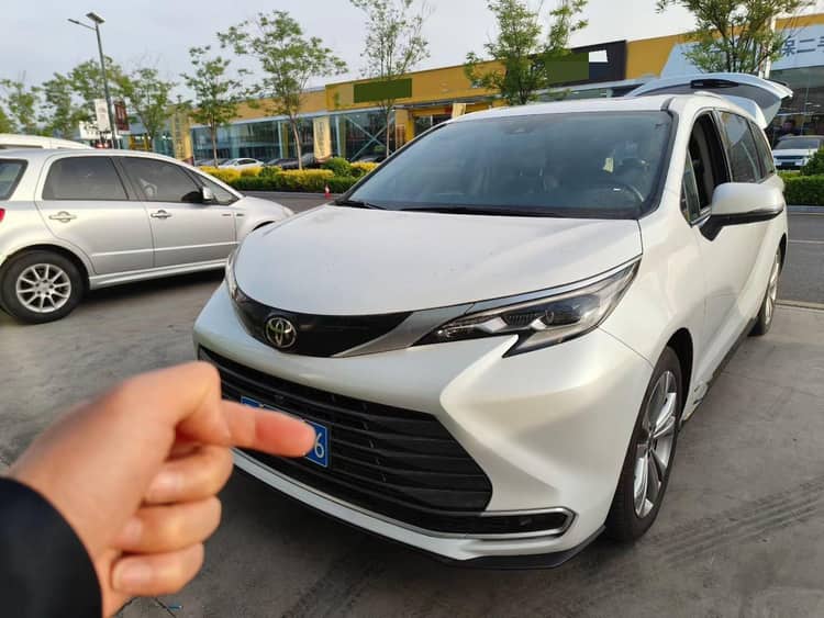 Toyota 2024 Sai 2.5 Stepless Enjoy Premium Edition Automatic Transmission - View 1