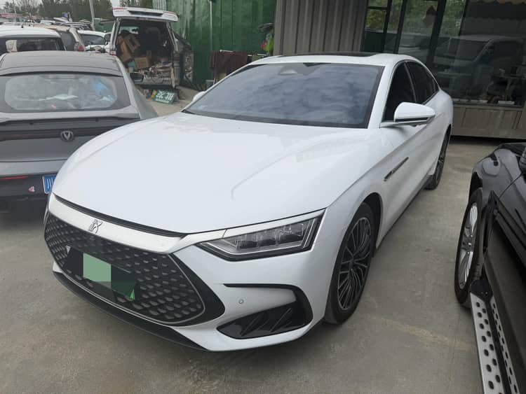 Han 2022 DM-i 121KM exclusive - View 1