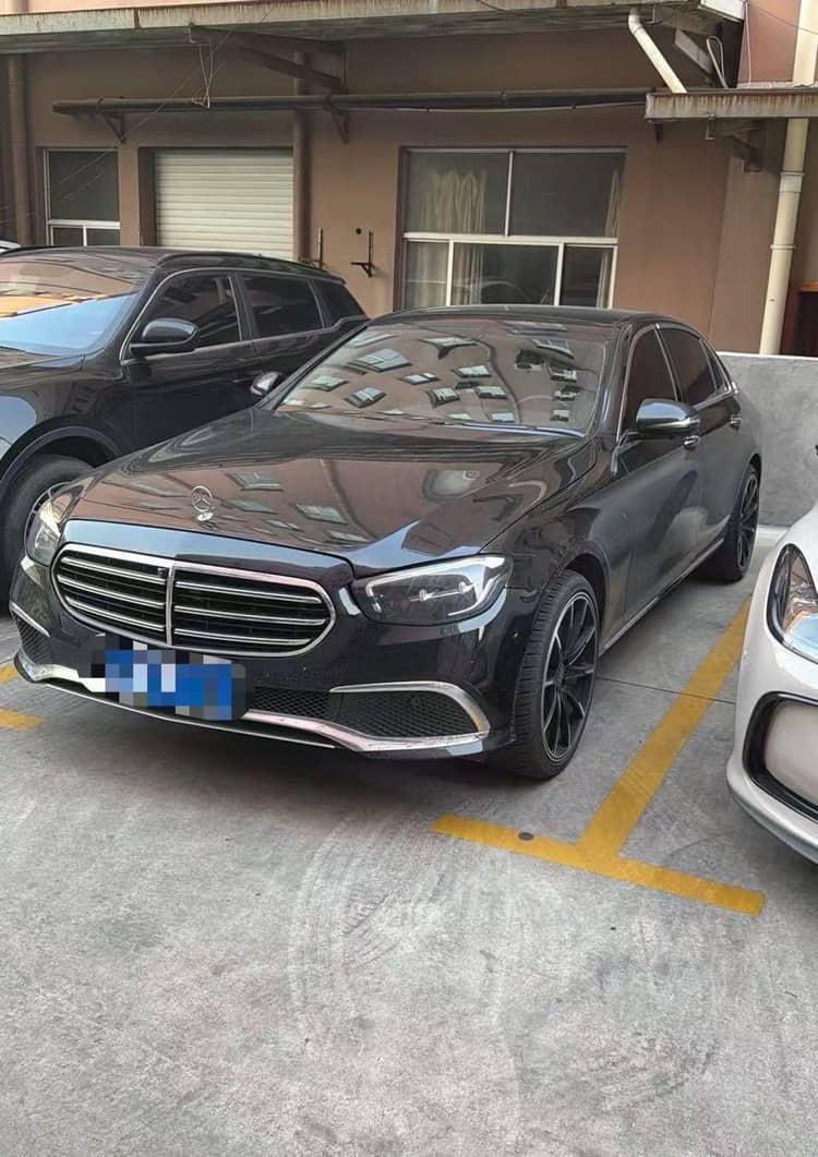 Mercedes Benz E-Class 2021 E 300 L Fashion - View 1