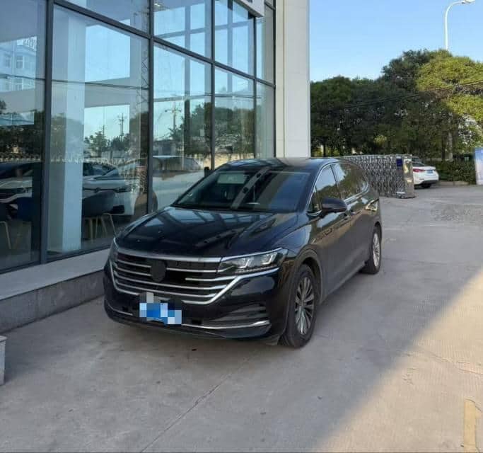 Weiran 2020 330TSI Business Edition - View 1