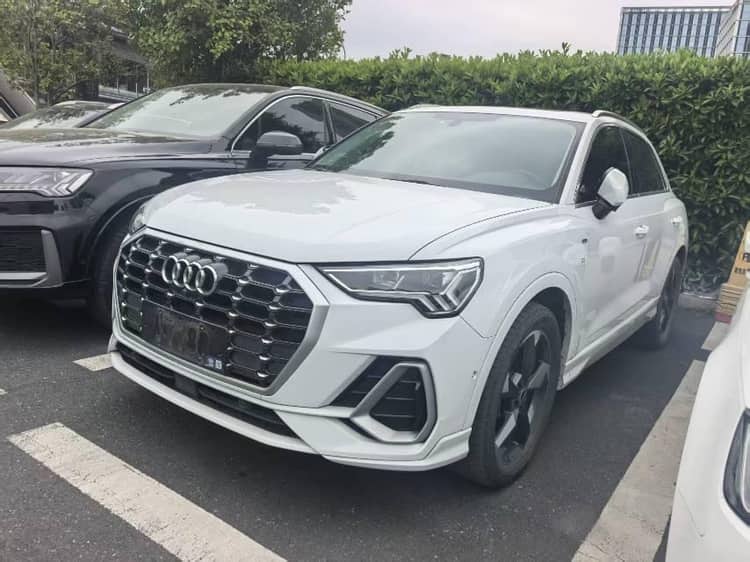 Audi 2023 Q3 1.4TFSI 35TFSI Stylish Dynamic Edition Automatic - View 1