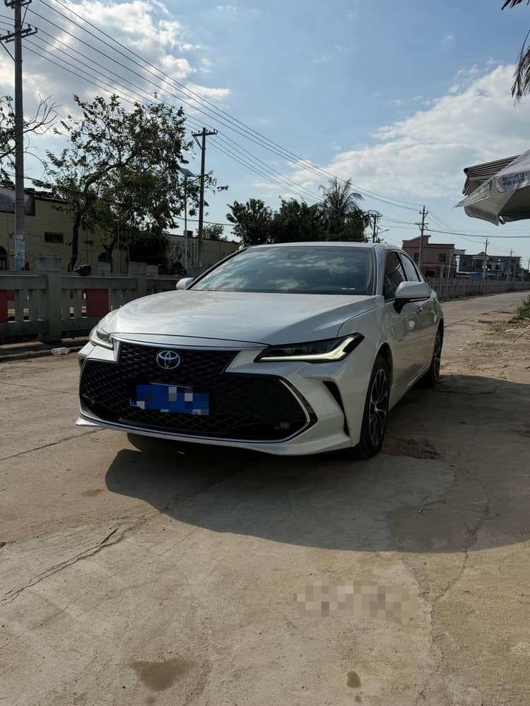 Toyota 2023 Asian Dragon 2.5 Deluxe Edition Automatic - View 1