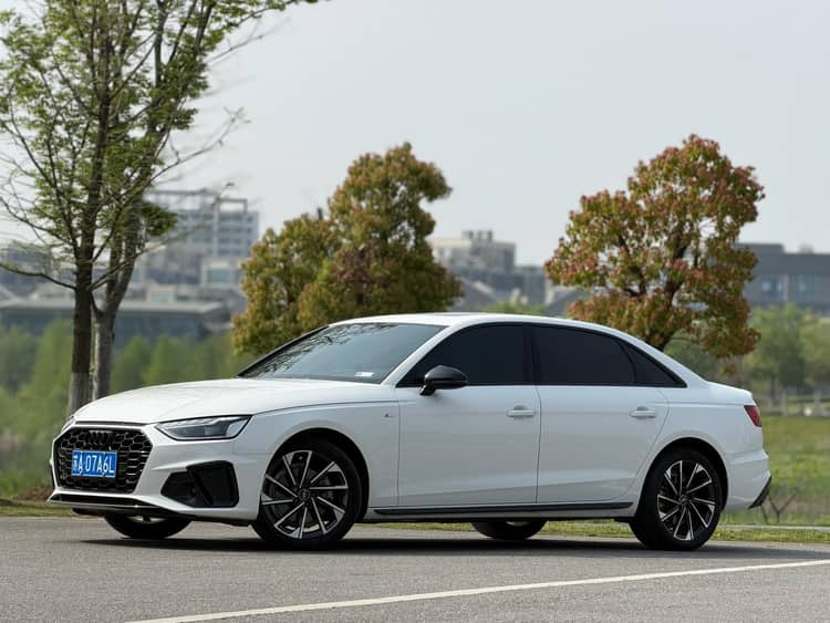 Audi 2023 A4L 2.0TFSI 40TFSI Luxury Dynamic Edition, Automatic - View 1