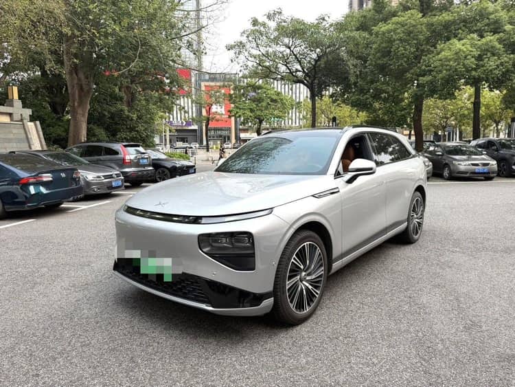 Xpeng 2022G 9 702E automatic gear - View 1