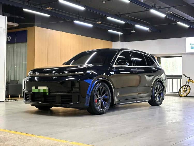 Li 2023 L7 Pro Automatic - View 1