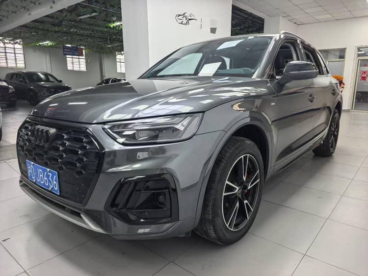 Audi 2022 Q5L 2.0TFSI 40TFSI RS Kit Performance Version Automatic - View 1