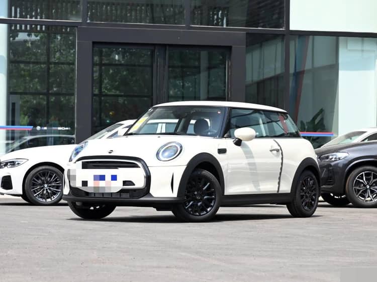 MINI 2022 1.5T ONE - View 1