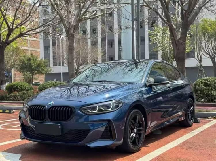 BMW 1 Series 2022 120i 1.5T M Sport Night Edition Automatic - View 1